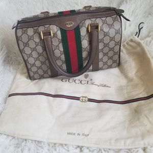 Authentic Gucci HandBag.